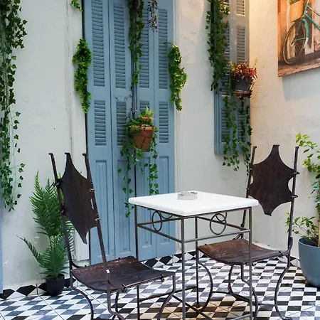 Athenian With Garden! Διαμέρισμα *